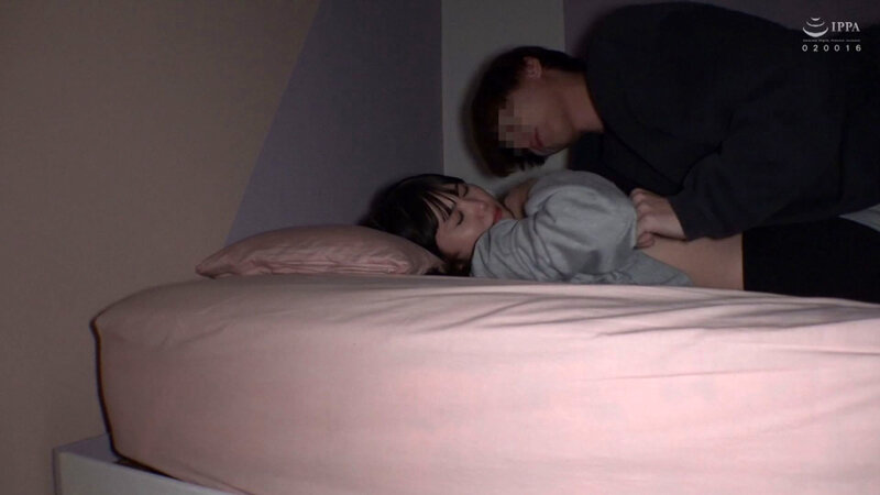 先輩に目を付けられ夜な夜な性欲処理 後輩オマ〇コ借りて中出し発射&乳首舐めさせながら手コキ発射 水乃なのは 1枚目