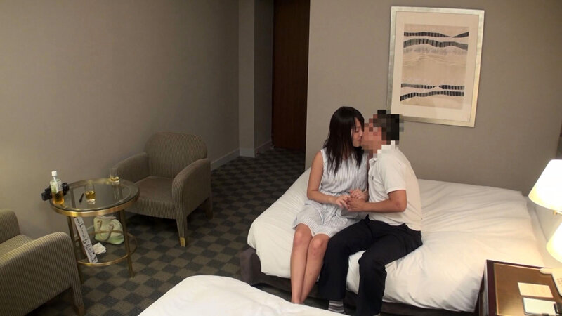 おじさん全肯定セックス 浜崎真緒 画像1