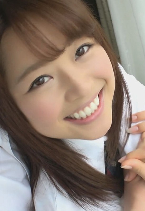 愛され小動物系JK彼女、彼氏チ○ポで本気イキ