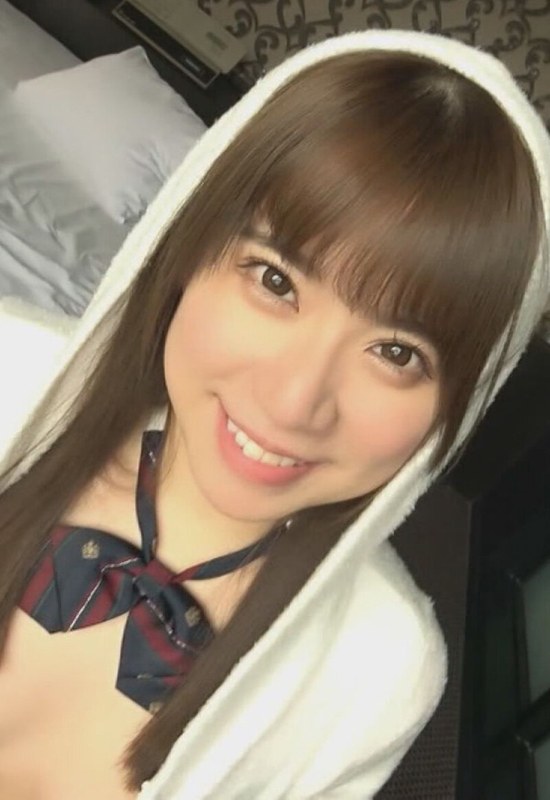 プリプリ桃尻の正統派美少女JK