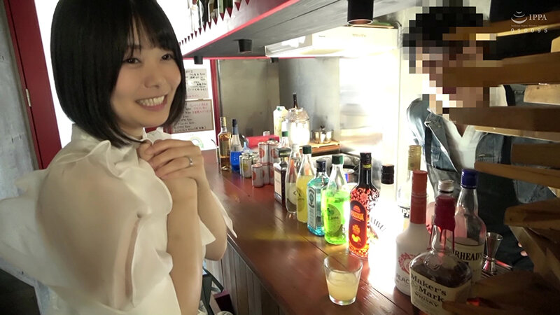 可愛い系主婦とこっそりイチャイチャ不倫セックス 1枚目