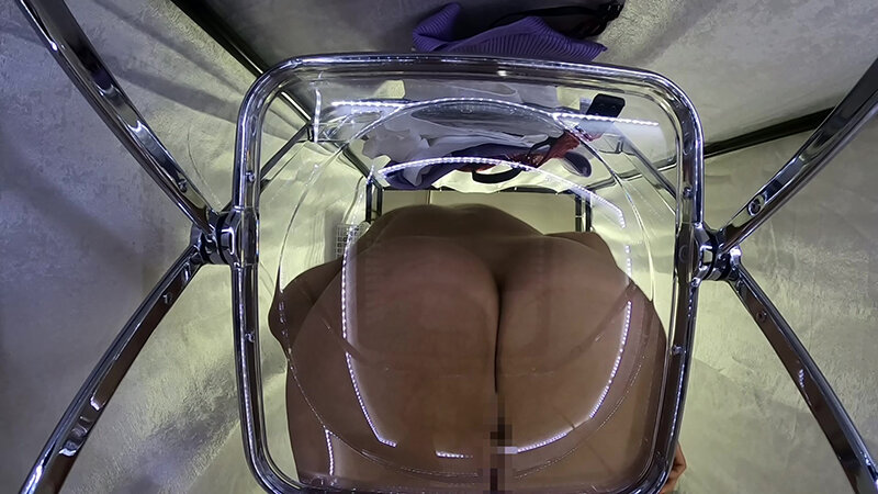 小麦色の肌がエロいおねえさんのお着替え 画像6