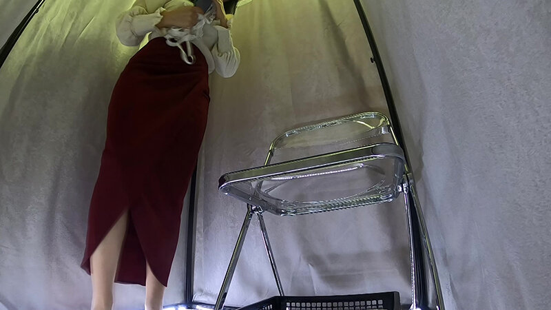 アニメ美女体型のおねえさんのお着替え 画像1