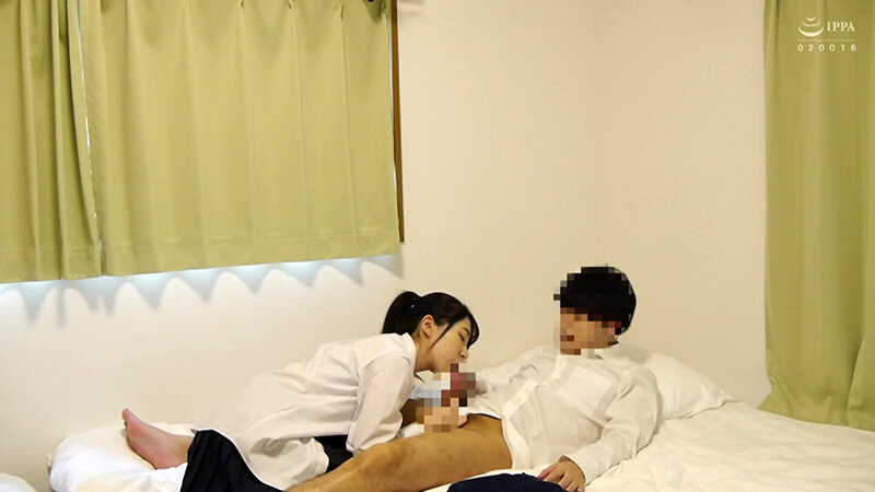 制服のままイチャイチャが始まって…。止まらないラブラブセックス！！ サンプル