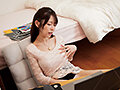 清楚な美大生の悲劇！？課題のヌードモデルを兄と父にお願いしたら勃起が収まらずそのまま3P連続中出し！？ 逢坂希穂 - 2