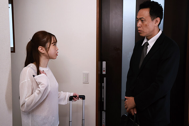 民泊ダブルブッキング 一つ屋根の下で惹かれあう二人 宮本さと美 7枚目