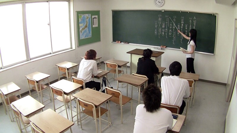 CAND-032 Bagian 9 - 62 minit