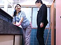 「ヤリたくなっちゃうから、いじらないで〜」掃除のおばさんのムチ尻をねちっこく触ってみたら… 180分 サンプル画像16