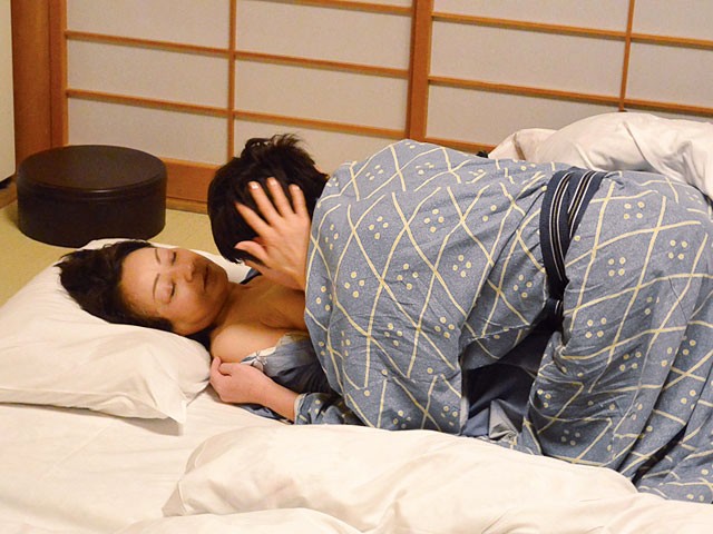 OFKU-033 第 3 部分 - 90 分钟