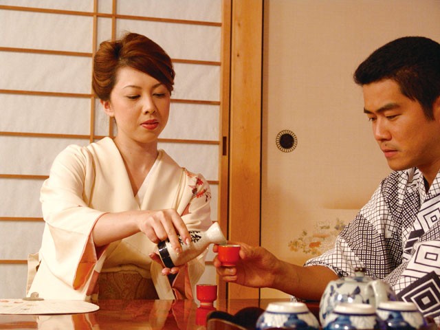 REBN-079 第 3 部分 - 58 分钟