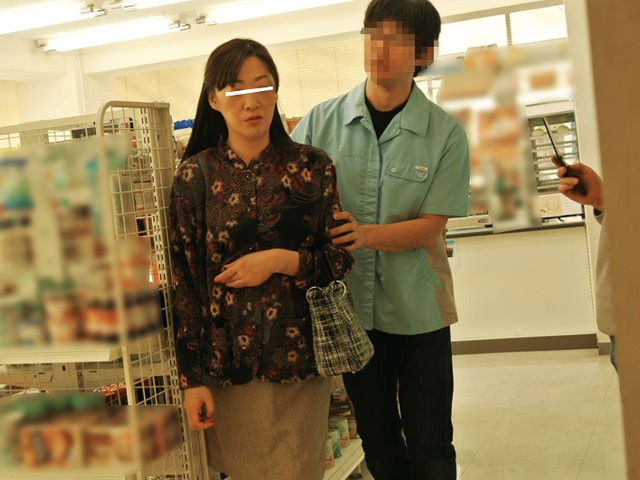 SPZ-895 第 3 部分 - 68 分钟