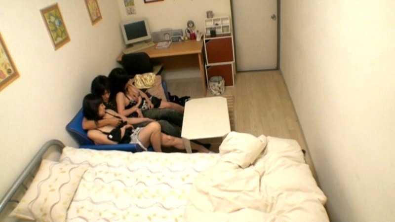 YOZ-064 第 1 部分 - 30 分钟