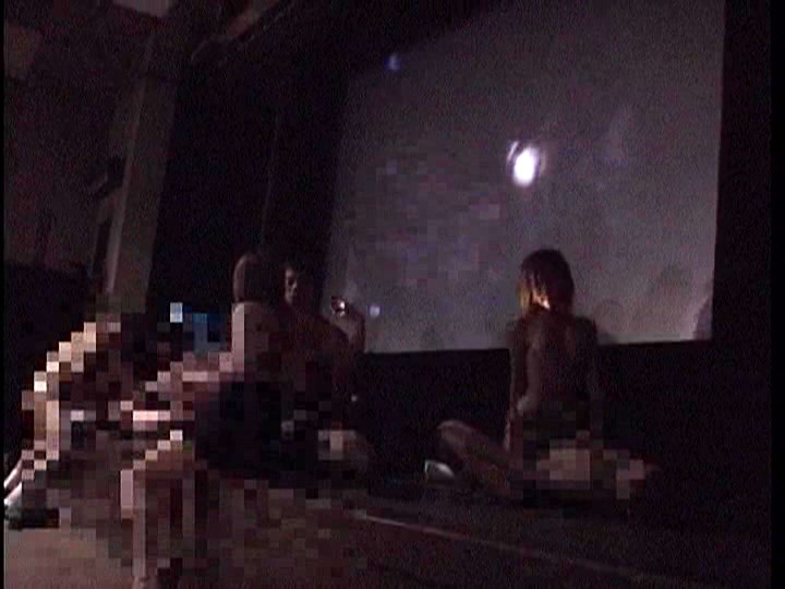 XXX-043 第 18 部分 - 115 分钟