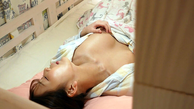 有名私大の女子寮を覗き見る 無防備オナニーの一部始終 #3 6枚目