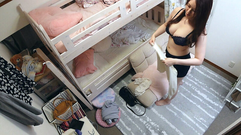 有名私大の女子寮を覗き見る 無防備オナニーの一部始終 #4 4枚目