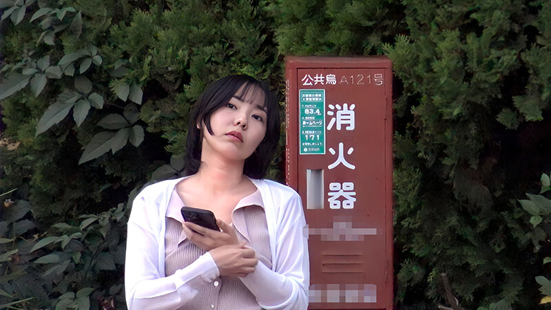 街でエロいお姉さんに誘われ…一滴残らず絞り取ってあげる 加護まり 画像1