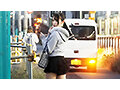 街のお姉さんがエロ過ぎてずっと見てたら、こっそり口で抜いてくれた話 - 4