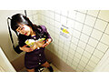公衆トイレ放尿オナニー 何処でも性処理する激エロ女子たち 画像8