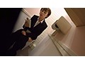 オフィスビル 女子トイレ放尿OL盗撮オナニー サンプル画像11