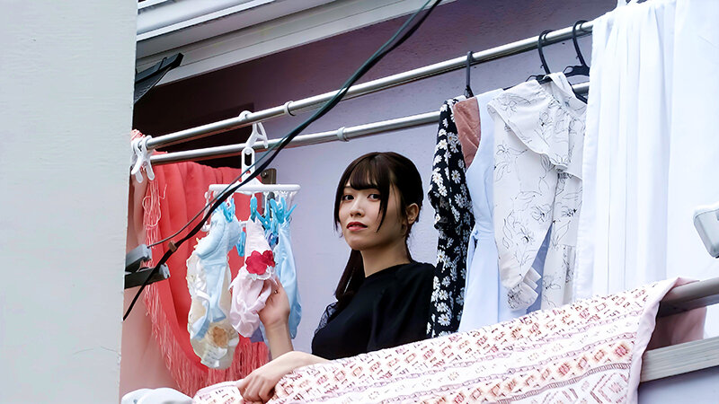 街のお姉さんがエロ過ぎてずっと見てたら、こっそり口で抜いてくれた話 画像15