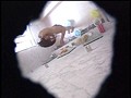 某化粧品会社女子寮に仕掛けられた シャワールーム（秘）盗撮映像 サンプル画像12