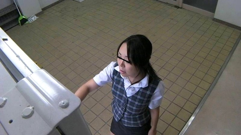 自動販売機パンチラ盗撮 5 3枚目