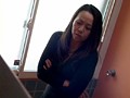 人妻豪快立ちション便盗撮 サンプル画像15