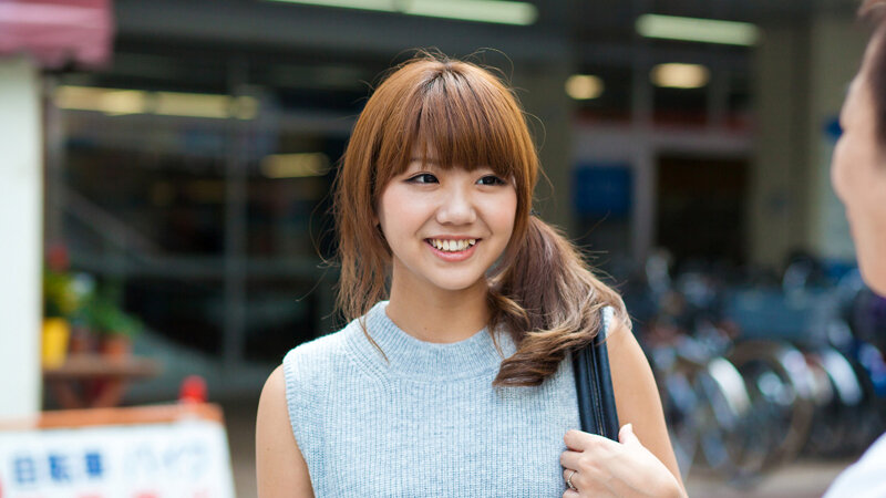 「絶対に内緒にして下さいね?」あなたの知り合いが絶対います…うっかりナンパされ、流されてセックス…まさかのAV流出 魔が差したご近所妻 12人240分8 1枚目
