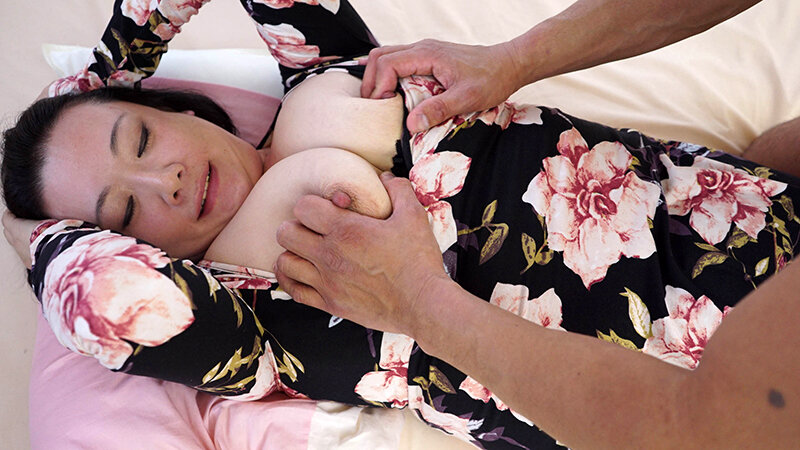 遅咲き熟女 良き妻・良き母を務めてきた遊びを知らないお堅い女が…過呼吸になるほどの濃密なSEX 20人4時間11 4枚目