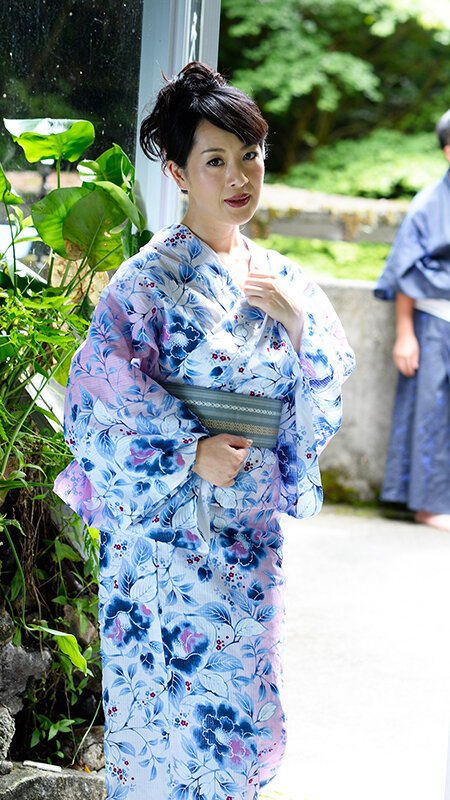 艶やかな黒髪と肉感溢れる芳醇ボディ! 極フェチエロ美熟女 36人8時間スペシャル 画像4