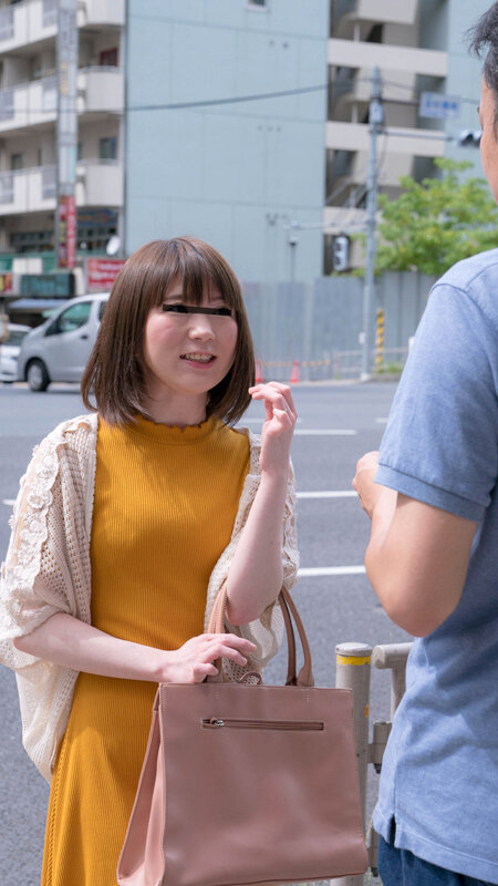 こういう女を狙え！！ 絶対ヤレる人妻ナンパ ヤリたい盛りの既婚者たち ナンパ中出し12人4時間@08 画像1