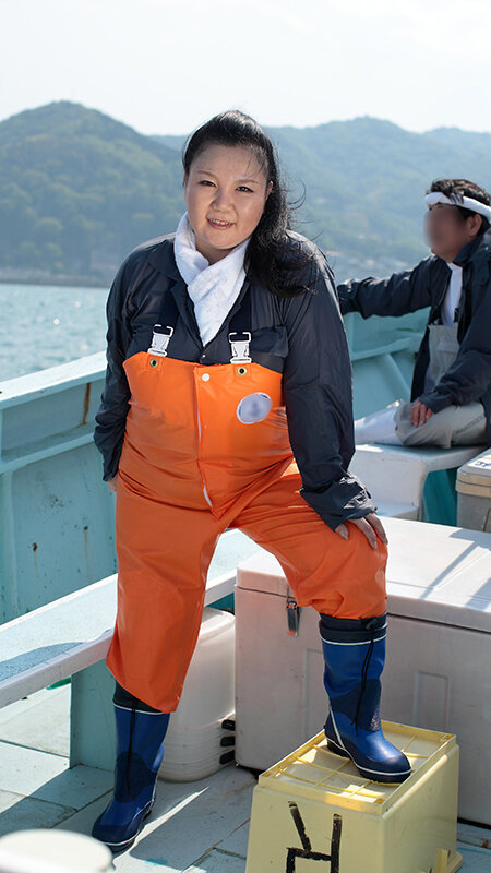 福福しいそのカラダ ありがたや！パワースポットボディ！！男を幸運に導く 絶対的アゲマン！福よ來い來い 幸せポッチャリ豊満熟女と開運中出しSEX 12人240分 四の福 画像4