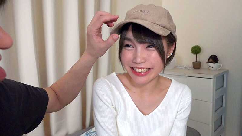 処女を捨て旅に出よう。AVを喪失の場に選んだ素人娘たち4時間 画像8