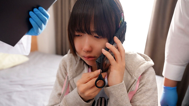 低身長140cmの炉利娘で媚薬拘束痙攣人体実験「母に連れられて怪しい治験バイトに来ました。」ミニマム美少女かりな 谷田かりな 画像1