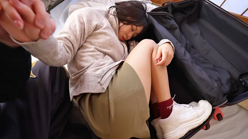ミニマム美少女キャリー連れ去り集団輪● 顔射イラマ中出し極悪鬼畜5P いいなりFUCK計13発射 一人目:あや 月乃あや 画像2