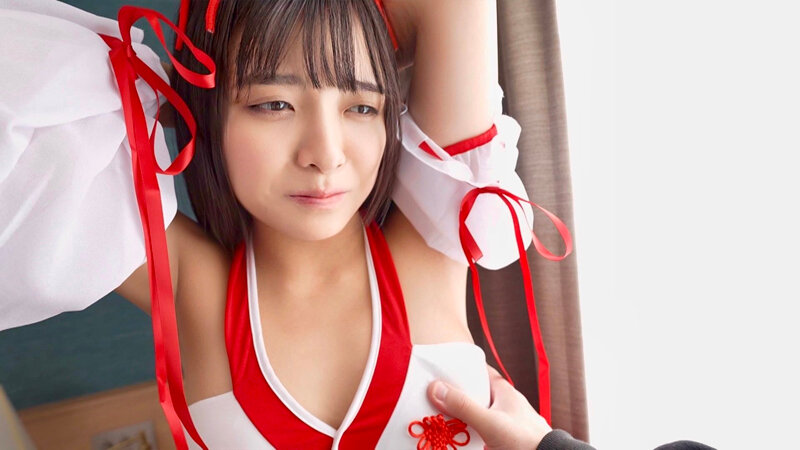 モデル志望の元気娘に卑猥コスプレ面接 なし崩しに触られてパンティヌレヌレ敏感ボディ!喉奥圧迫イラマに泣きながら嬉しイき!激しくケツ振り乱してドM開花中出し 海野いくら 3枚目