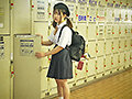 コインロッカーガール 80センチの箱に押し込まれた142センチの小さな美少女は5P輪●の精子で子宮パンパンにしてマ○コだけ大人の階段のぼっちゃいました 月本海咲 サンプル画像1