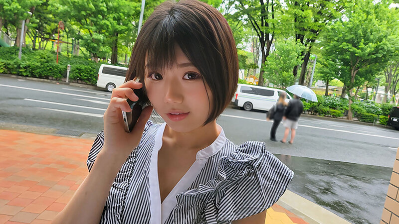 【家出×生ハメ】セブイレで拾った訳ありちっぱいちゃん #1りくちゃん 市川りく 画像1