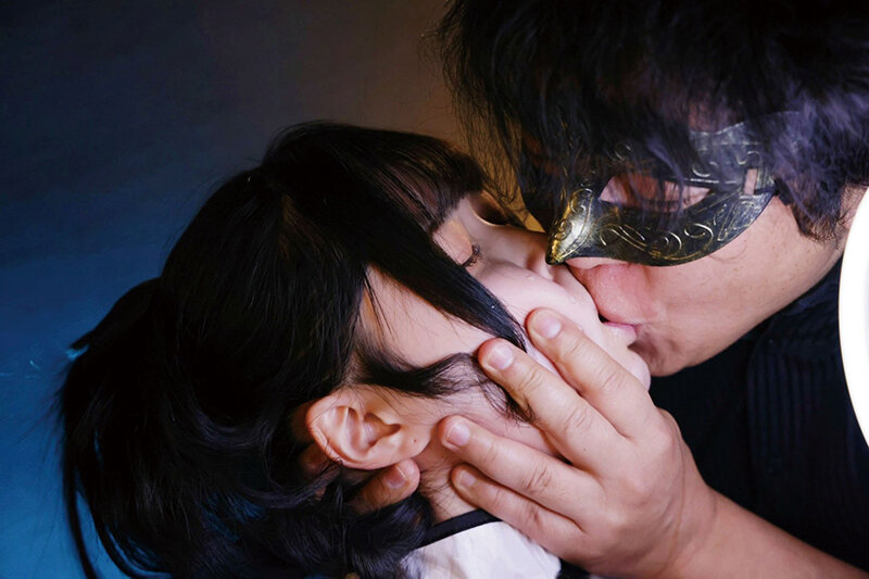 ぶっかけごっくん調教館 ～快楽に堕ちるM女実験録～ 白宮萌 画像1