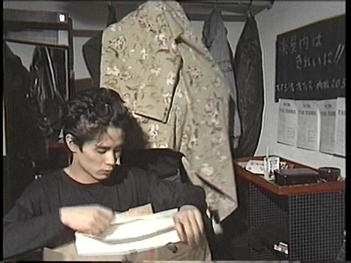 AVD-048 第 9 部分 - 62 分钟