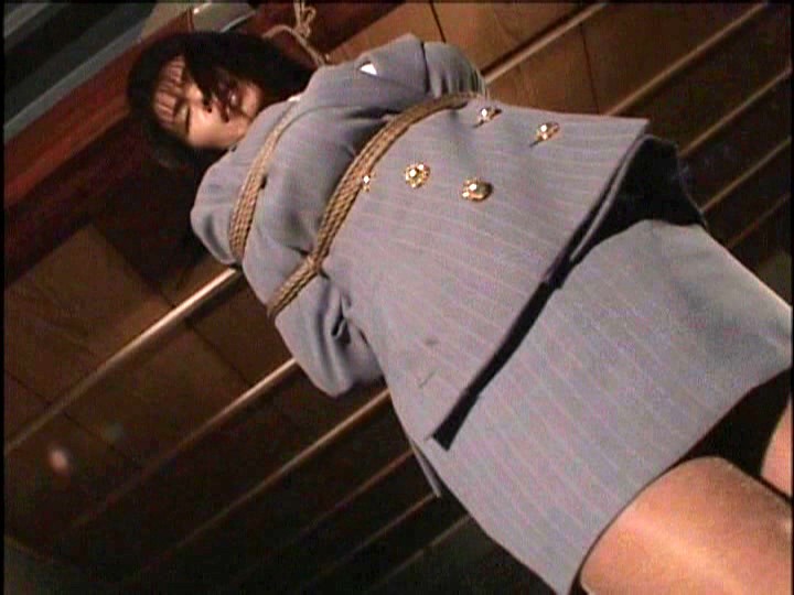 SKU-04 パート 2 - 32 分