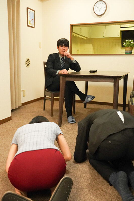 【FANZA限定】泣く泣く不倫セックスしたらエロが開花しました / 森下ことの チェキ付き 画像6