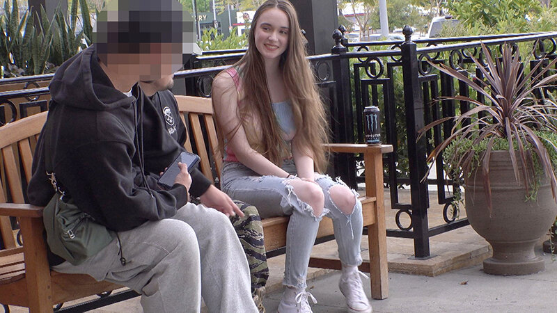 HIKR-198 第 1 部分 - 30 分钟