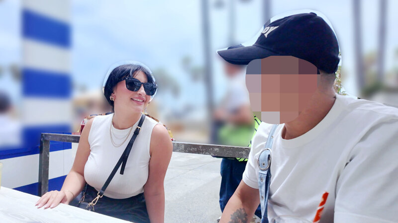ロスのベニスビーチで休憩中の爆乳アパレル店員が逆ナンパ!?USA産直輸入中出しドキュメント アレクサ(21) 画像2