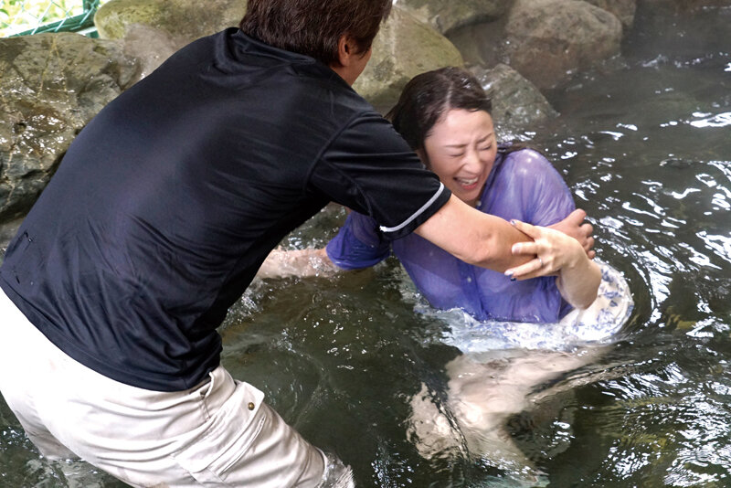 サンプル-衝撃の人妻レ●プ事件！！ 無茶苦茶に犯●れ望まない快楽に悶えイキ！！ 20人 4時間