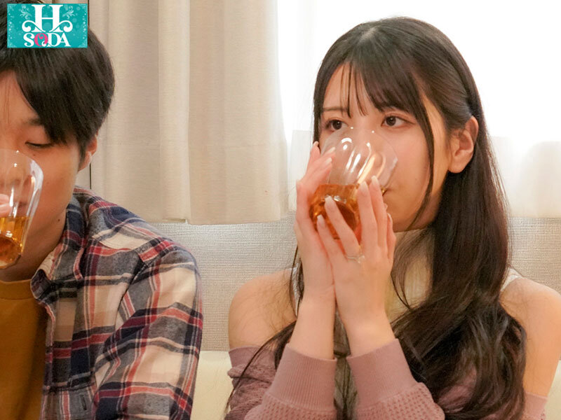 マジックミラーNTRエステ 隣で美乳スレンダーな彼女が寝取られているのに、僕は巨乳お姉さんの凄テクに抗えず、生中セックスしてしまった。 美谷朱音 倉木しおり 画像12