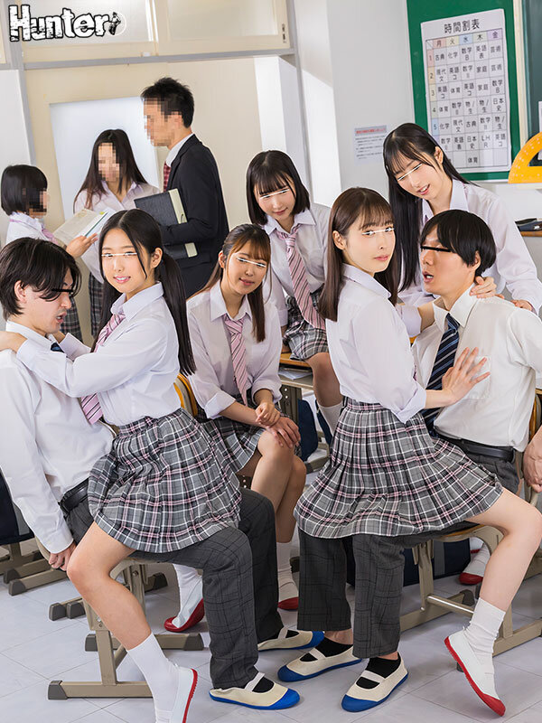 HUNTB-735 “Can You Make It Without Being Found Out? ” A Little SEX Inside The Skirt In The Classroom! It's Popular Among Naughty Female Students! Dangerous Play During Recess And After School By Little Devil Girls In The Classroom