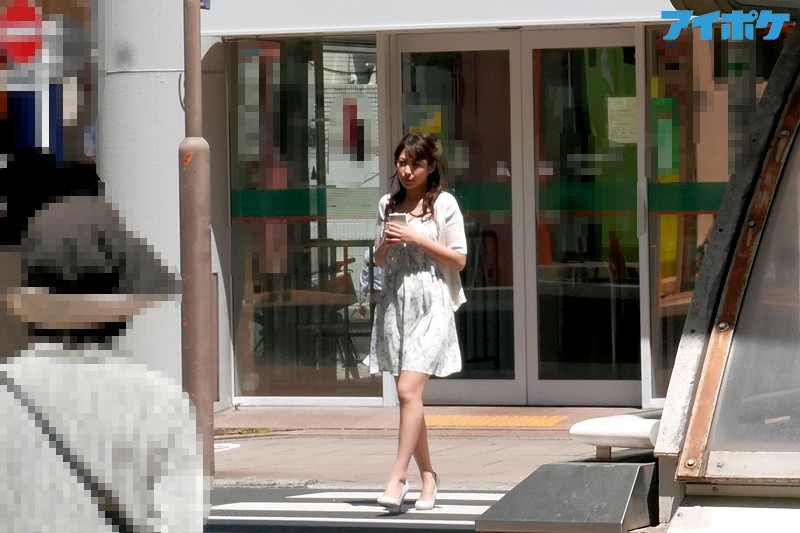 IPZ-825 第 1 部分 - 30 分钟