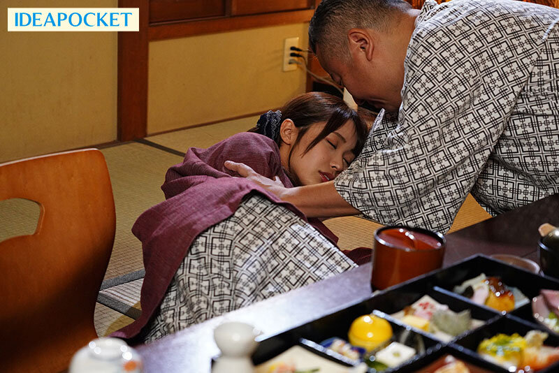死ぬほど大嫌いな上司と出張先の温泉旅館でまさかの相部屋に…醜い絶倫おやじに何度も何度もイカされてしまった私。 長浜みつり 画像7