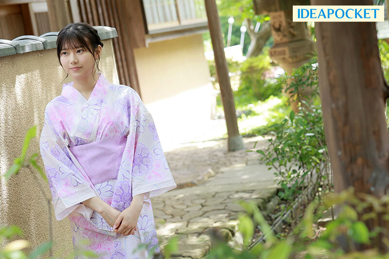 デビュー1周年記念で温泉ロケに来た愛才りあが この後1日中ぶっ通しのキメセクで人生で最もイカされるなんて知る由もない